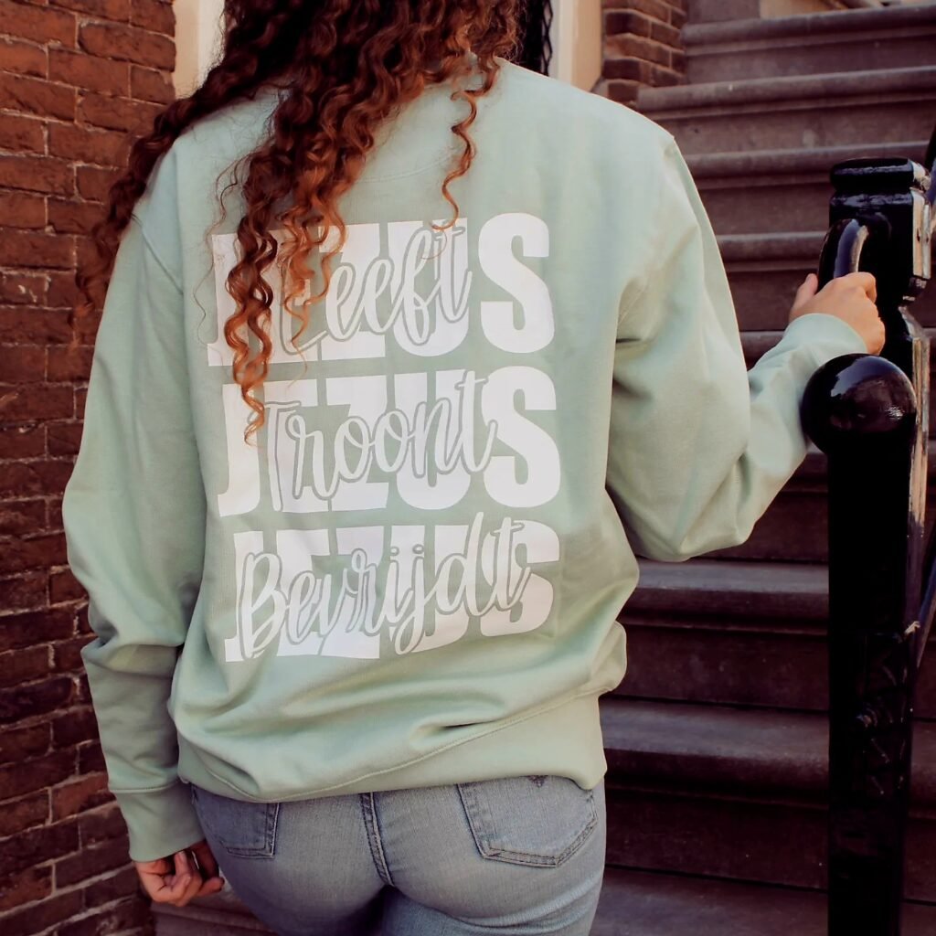 jezus jezus sweater verschijn